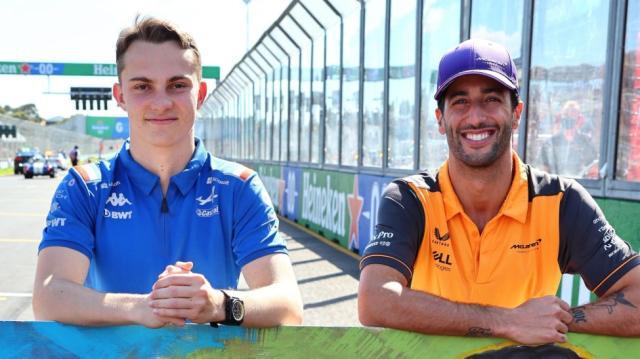 1661600128168011557.jpg XPB_1137521_HiRes.jpg